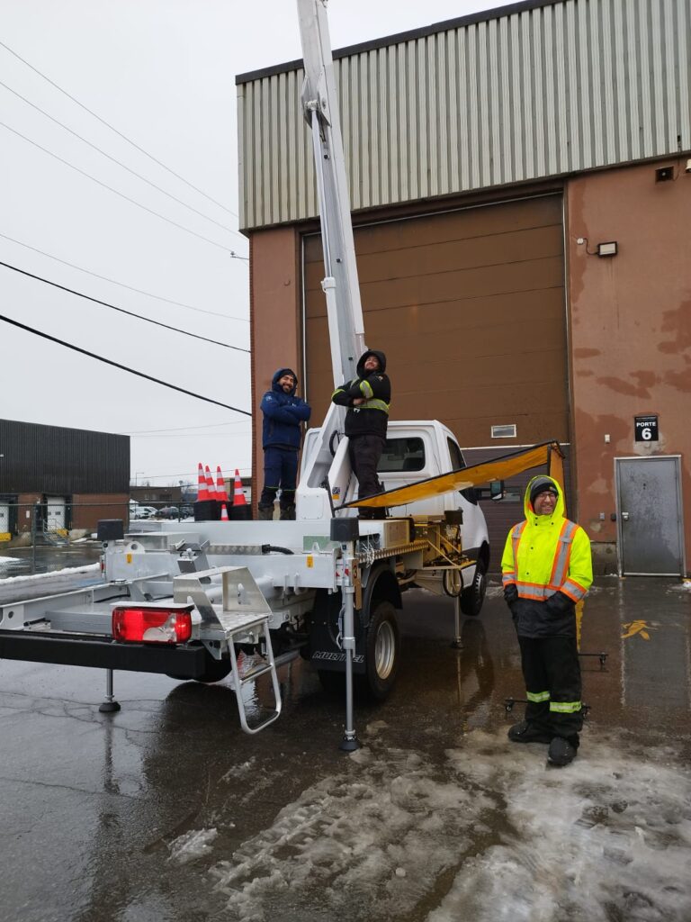 Jorge Altamirano Technical Trainer di Multitel Pagliero in una Sessione di Affiancamento in Canada